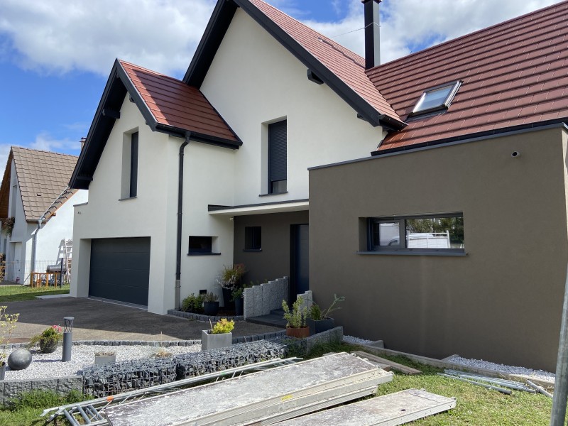 Remise en état des façades d’une maison à Ernolsheim, les Saverne, proche de Saverne