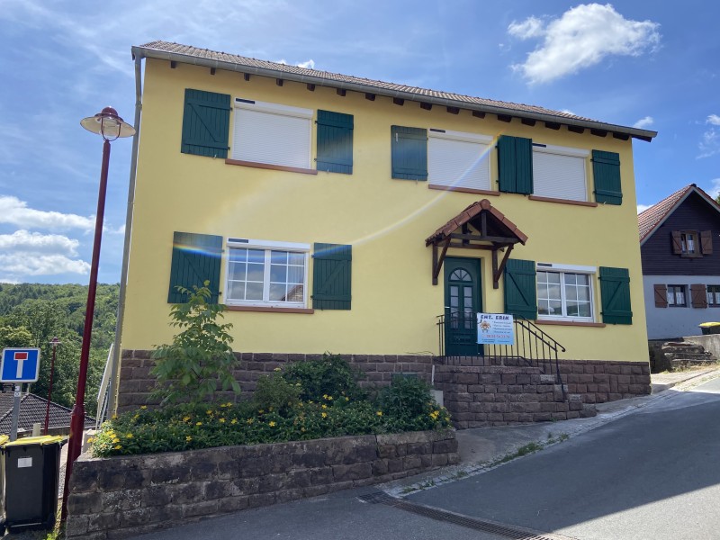 Rénovation complète des façades sur une ancienne maison à Hultehouse, à proximité de Lutzelbourg, proche de Saverne